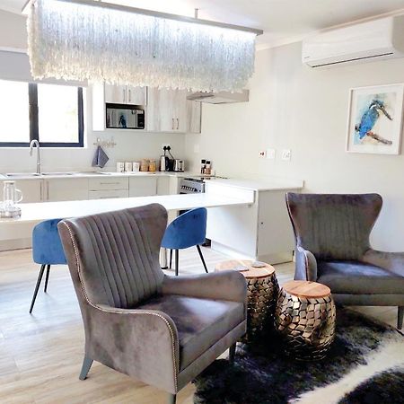 Waterside Cottages & Villas - Self Catering Gaborone Extérieur photo