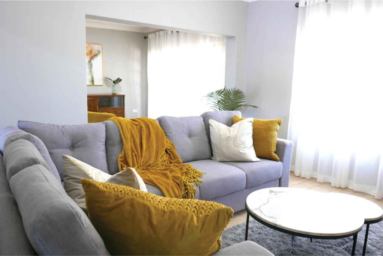Waterside Cottages & Villas - Self Catering Gaborone Extérieur photo