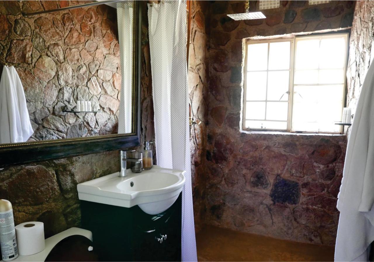 Waterside Cottages & Villas - Self Catering Gaborone Extérieur photo