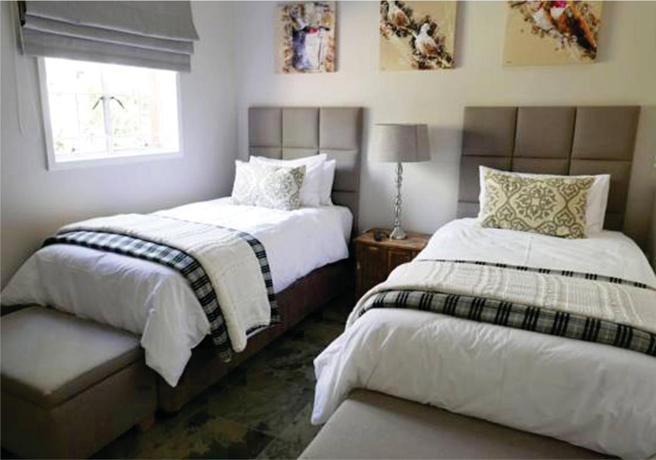 Waterside Cottages & Villas - Self Catering Gaborone Extérieur photo