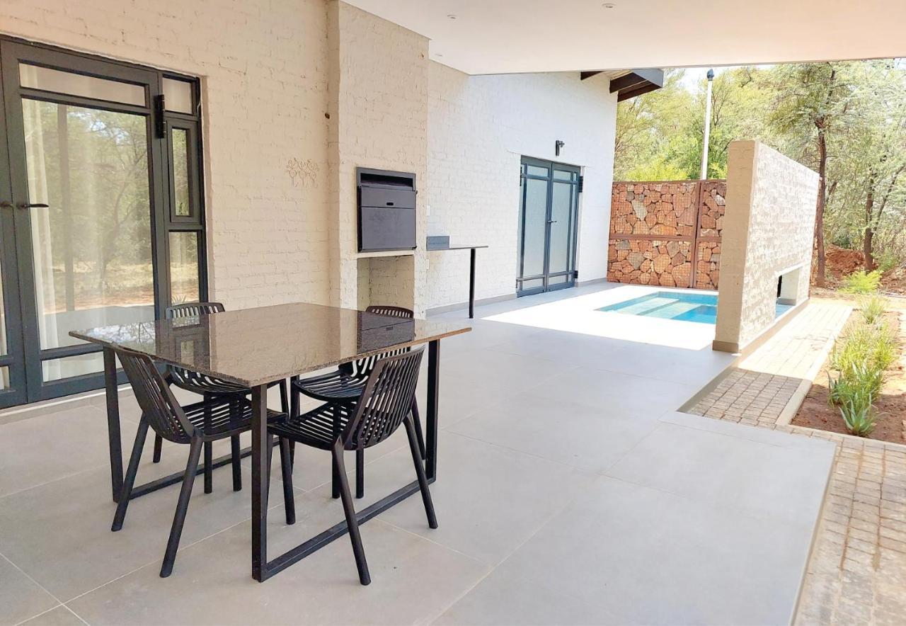 Waterside Cottages & Villas - Self Catering Gaborone Extérieur photo