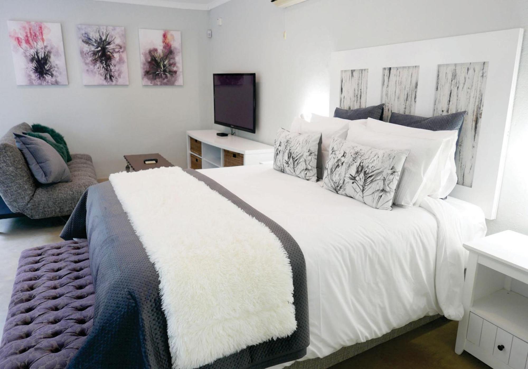 Waterside Cottages & Villas - Self Catering Gaborone Extérieur photo